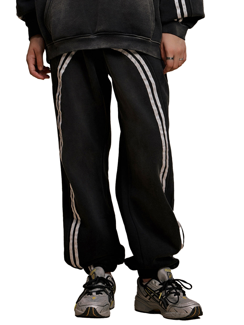 barrim street pants stripe swe,streetwear joggers grey jogger,urban sweatpants athleisure pa,athleisure pants minimal sweat,minimal sweatpants logo jogger