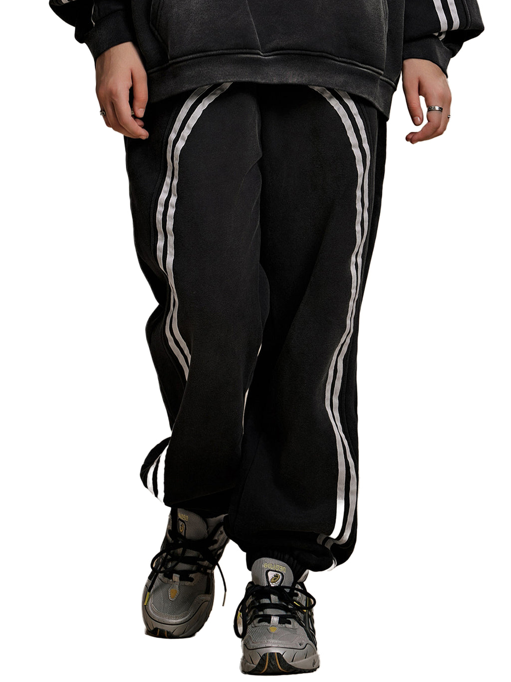 barrim street pants stripe swe,streetwear joggers grey jogger,urban sweatpants athleisure pa,athleisure pants minimal sweat,minimal sweatpants logo jogger