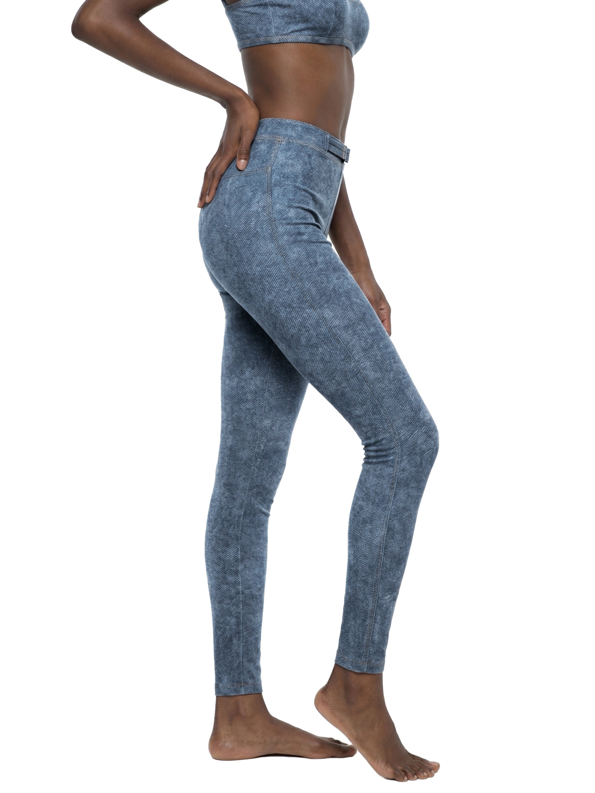 skinny leggings 	•	grey leggin,stretch leggings 	•	streetwear,casual leggings 	•	gym outfit 
